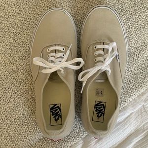 Men’s Tan Authentic Style Vans